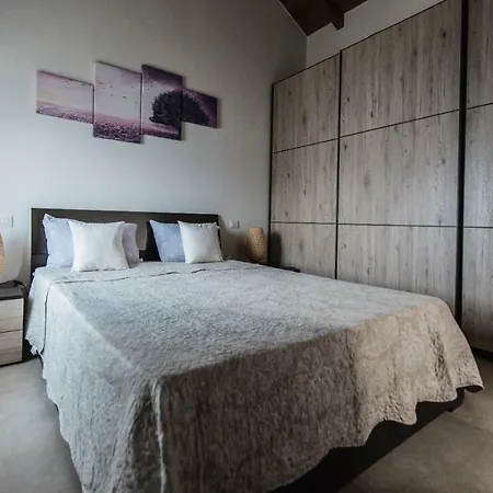 Апартаменты Sweet Lakeview Оджеббио